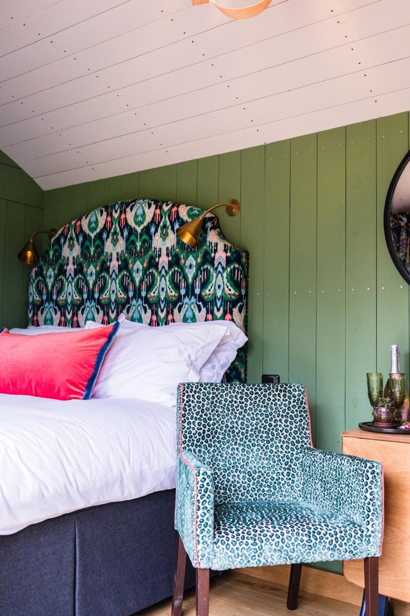 Toadland Shepherd Huts Durham Exteriör bild