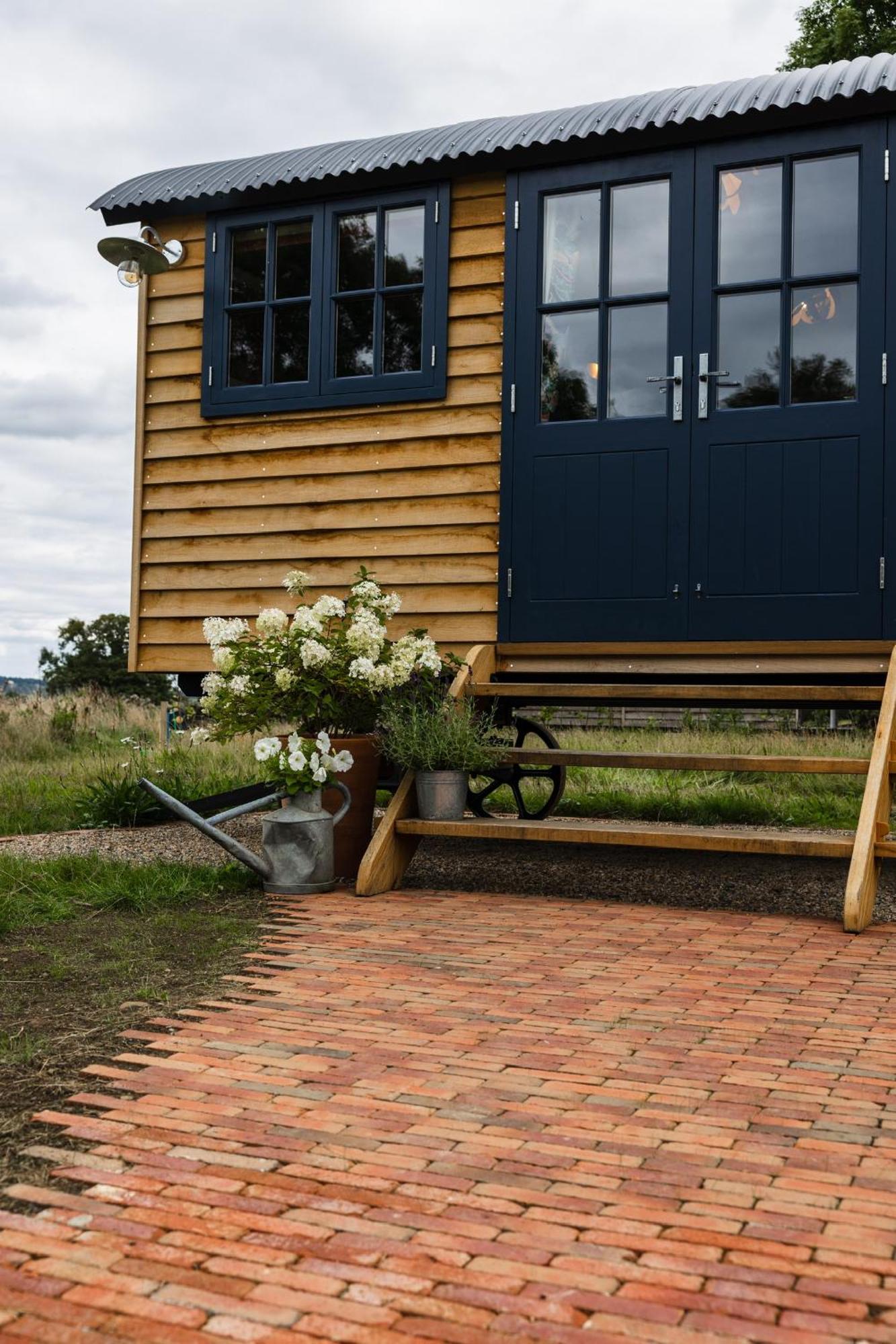 Toadland Shepherd Huts Durham Exteriör bild