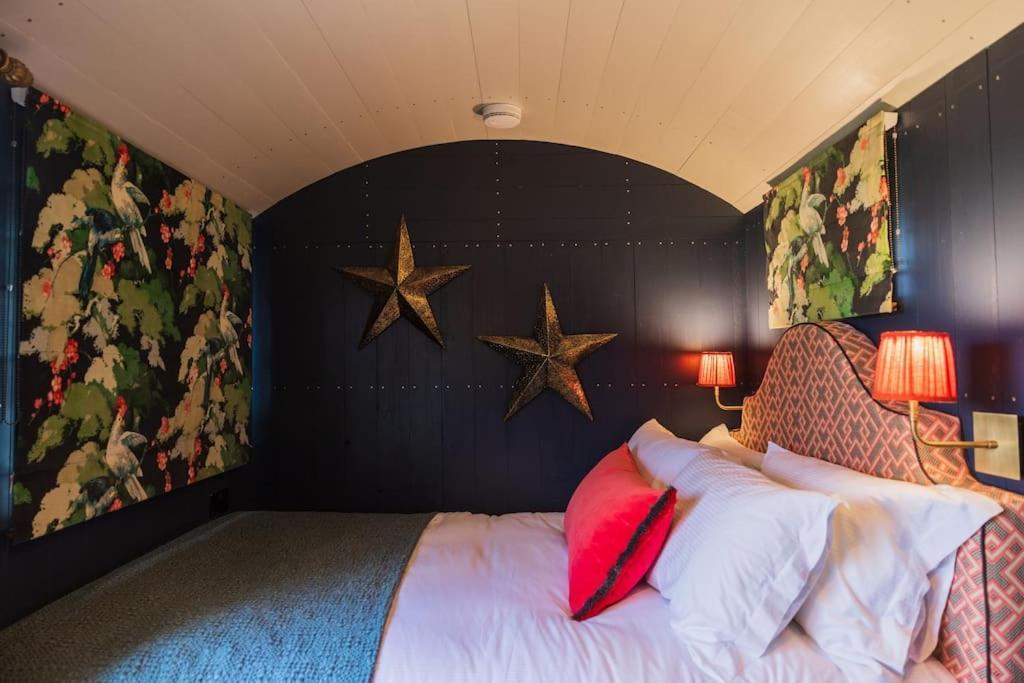 Toadland Shepherd Huts Durham Exteriör bild